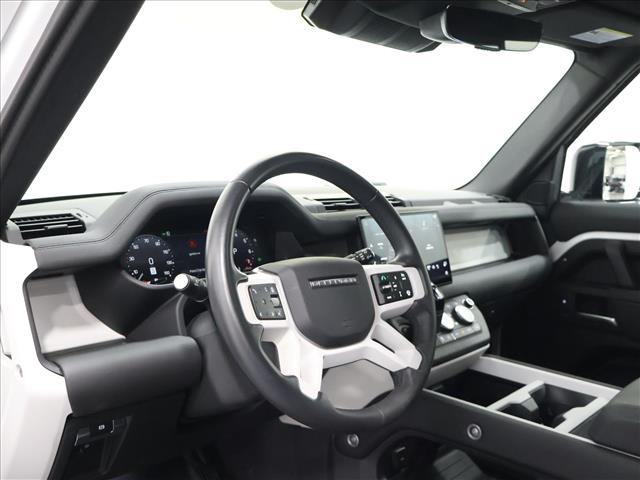 2025 Land Rover Defender 110 P300 S:D14002
