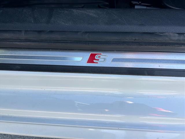 2018 Audi A4 2.0T ultra Premium:D13357