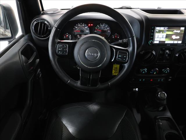 2016 Jeep Wrangler Unlimited Backcountry:D13785