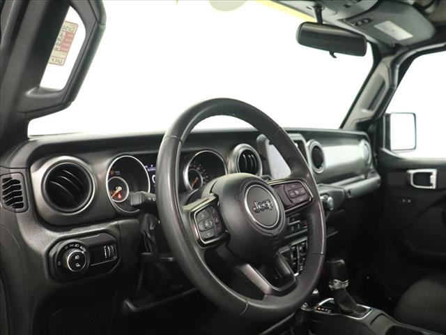 Photo of 2023 Jeep Gladiator Sport S in Iowa City, IA - 16,  2023 Jeep Gladiator Sport S:D13095