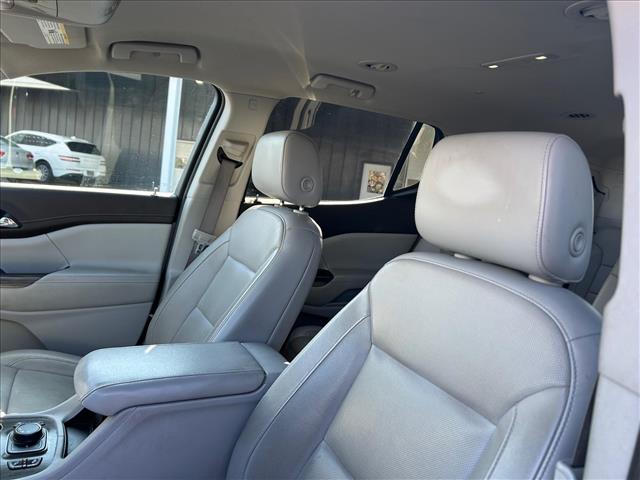 2020 GMC Acadia SLT:D13570