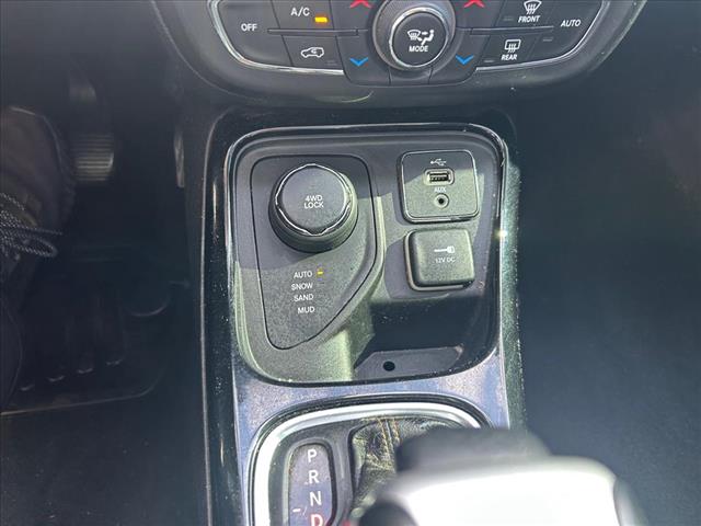 Photo of 2017 Jeep Compass Limited in Iowa City, IA - 16,  2017 Jeep Compass Limited:D13170