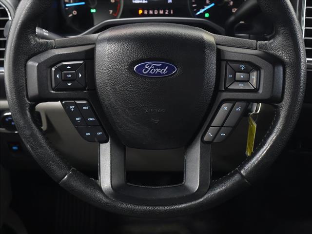 2016 Ford F-150 XLT:D13735A