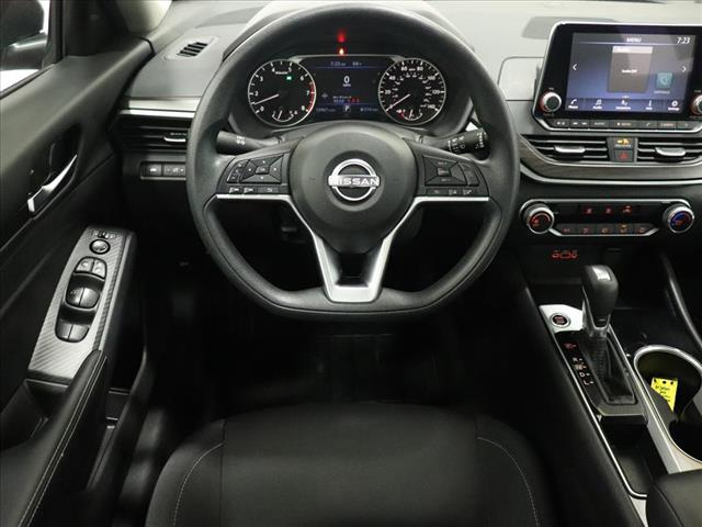 Photo of 2024 Nissan Altima 2.5 SV in Iowa City, IA - 17,  2024 Nissan Altima 2.5 SV:D13160