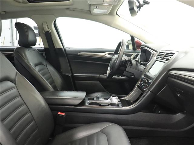 2018 Ford Fusion SE:D13678