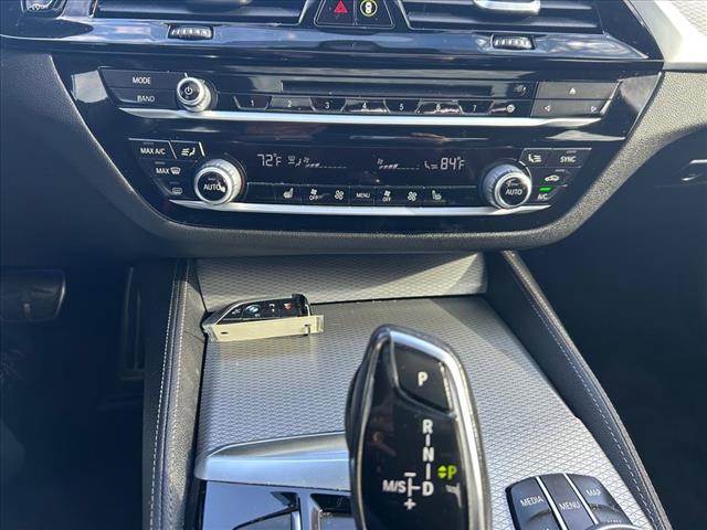 2018 BMW 5 Series 530i xDrive:D13358