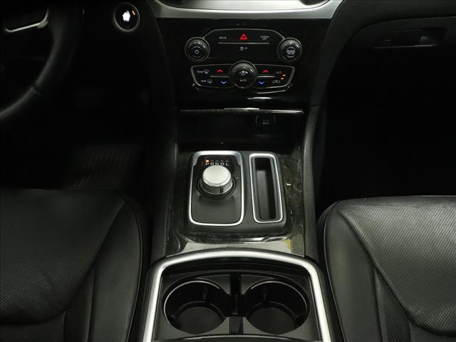 2017 Chrysler 300 C:D13838