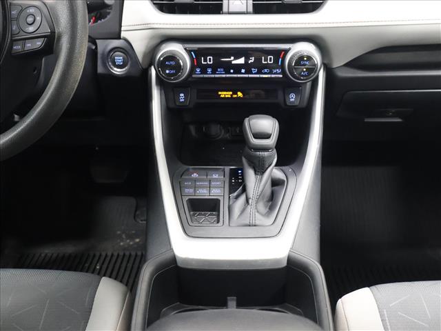 2022 Toyota RAV4 XLE:D13727