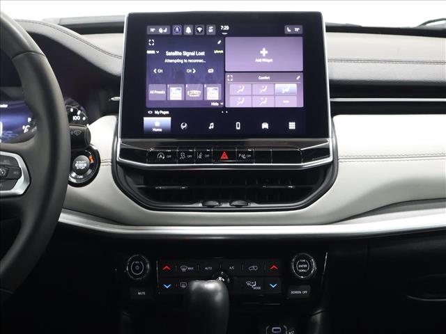 2025 Jeep Compass Limited:D13688