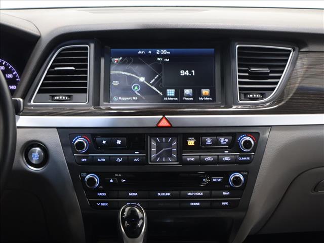 2017 Genesis G80 3.8:D13767