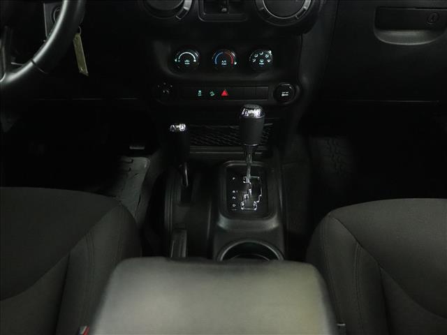 2017 Jeep Wrangler Unlimited Sport S:D13501