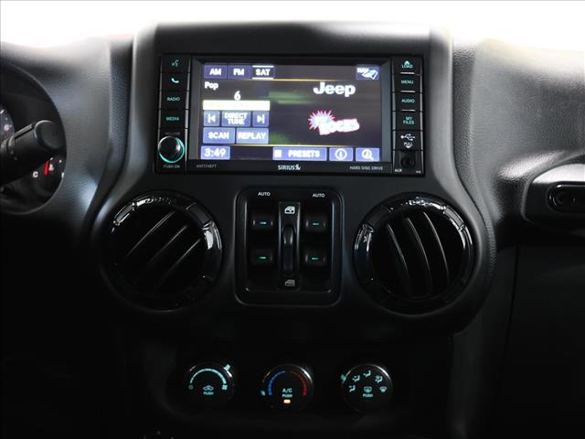 2016 Jeep Wrangler Unlimited Backcountry:D13785