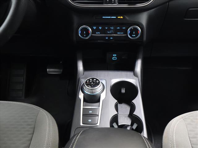 2022 Ford Escape Hybrid SE:D13981
