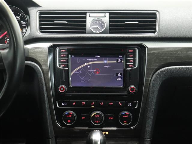2016 Volkswagen Passat V6 SEL Premium:D13648