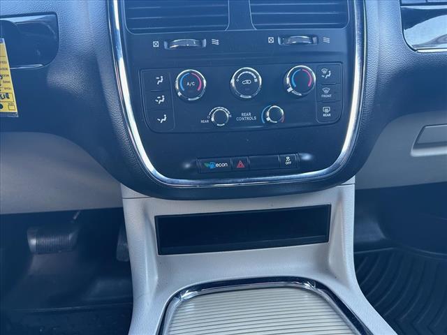 2020 Dodge Grand Caravan SXT:D13320