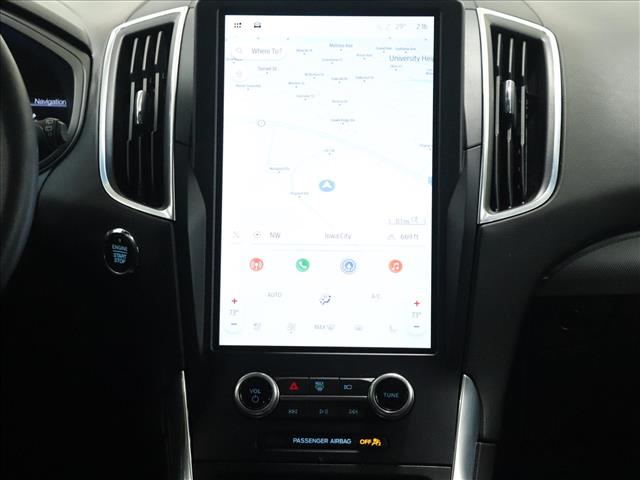 2022 Ford Edge Titanium:D13362A