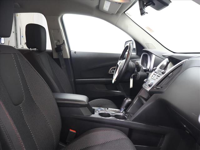 2017 Chevrolet Equinox LT:D13684