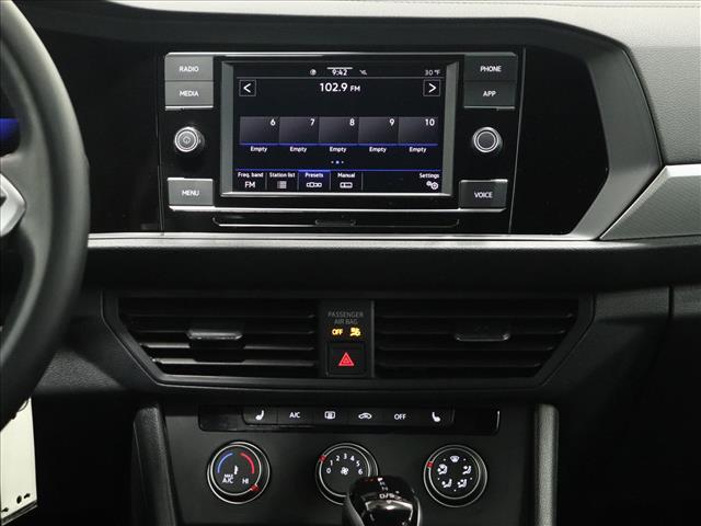 2024 Volkswagen Jetta Sport:D13493