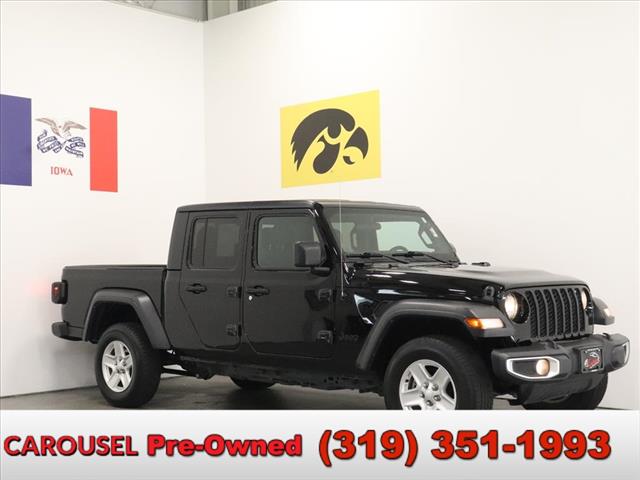 Photo of 2023 Jeep Gladiator Sport S in Iowa City, IA 2023 Jeep Gladiator Sport S  D13095
