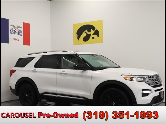 Photo of 2021 Ford Explorer Limited in Iowa City, IA