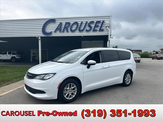 2023 Chrysler Voyager LX  D13936