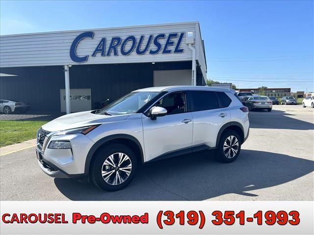 2022 Nissan Rogue SV FWD's photo
