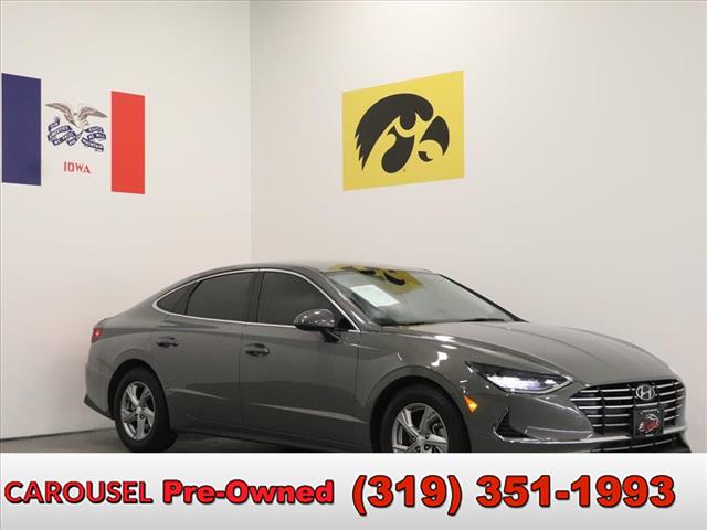 2022 Hyundai Sonata SE's photo