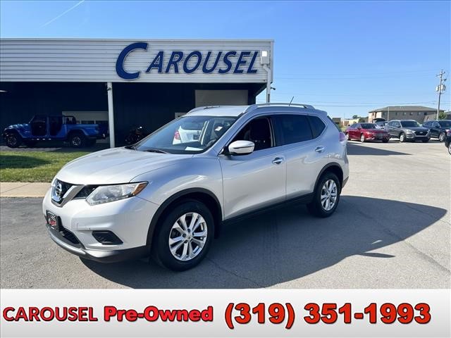 2016 Nissan Rogue SV FWD's photo
