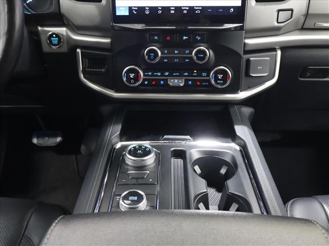 2024 Ford Expedition XLT:D14020