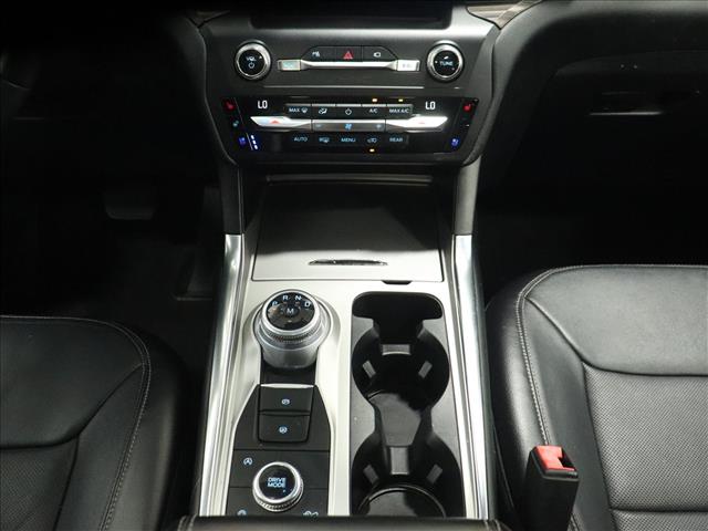 2020 Ford Explorer Limited:D13835