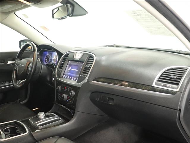 2017 Chrysler 300 C:D13838