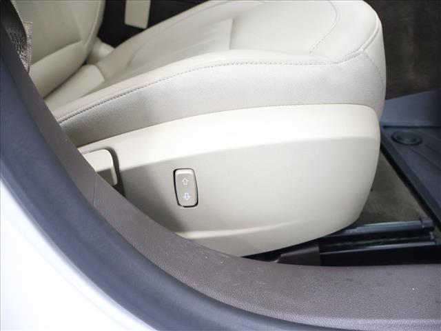 2016 Buick Regal Sport Touring:D13691