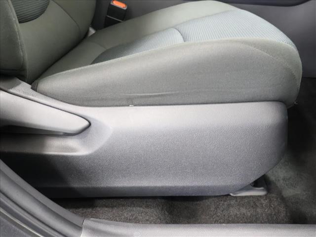 2025 Toyota RAV4 LE:D13897