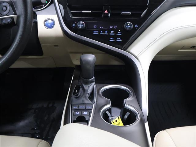 2021 Toyota Camry Hybrid LE:D14031