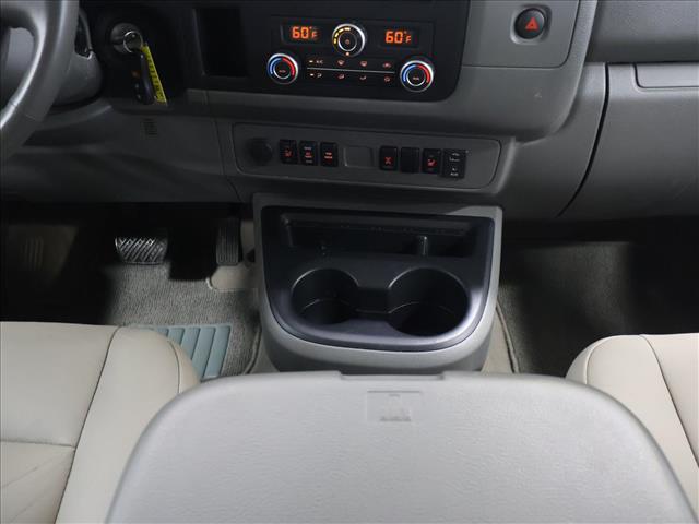 2016 Nissan NV 3500 HD SL:D13636