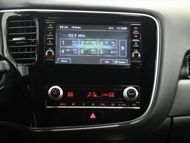 Photo of 2020 Mitsubishi Outlander ES in Iowa City, IA - 20,  2020 Mitsubishi Outlander ES:D13077