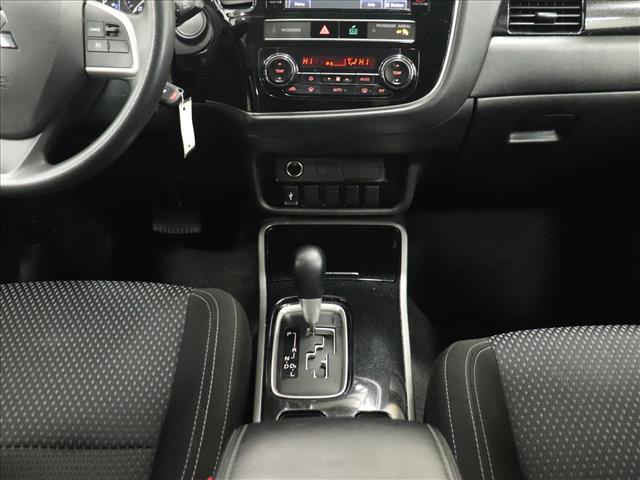 2019 Mitsubishi Outlander ES:D13446