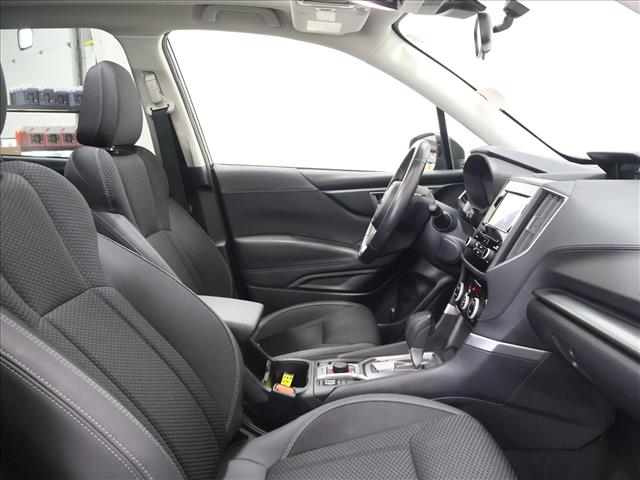 2023 Subaru Forester Premium:D13745