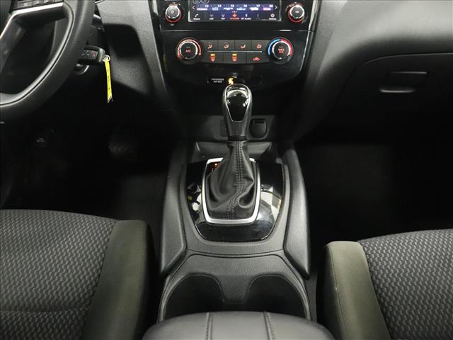 2021 Nissan Rogue Sport S:D13423