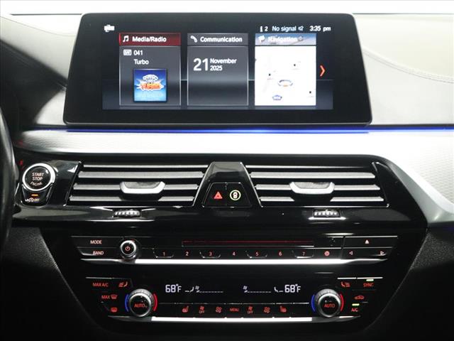 2018 BMW 5 Series 530i xDrive:D13358