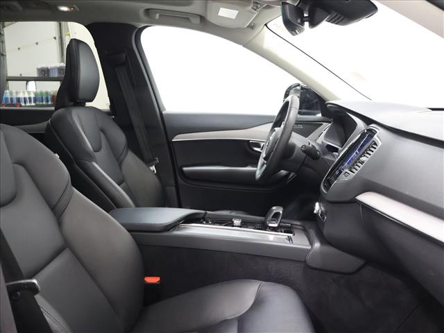 2023 Volvo XC90 B5 Core:D13996
