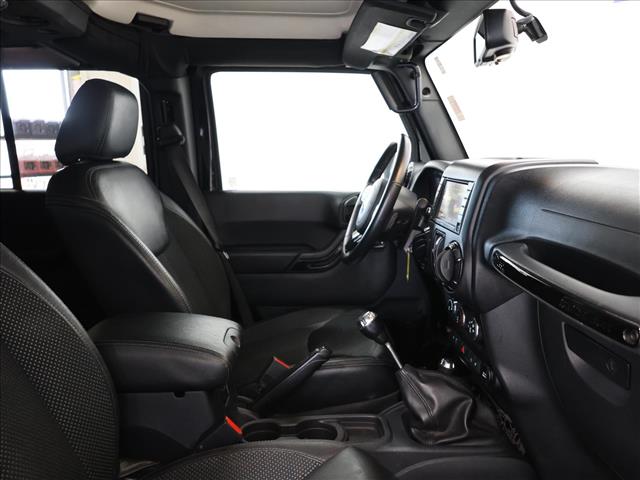 2016 Jeep Wrangler Unlimited Backcountry:D13785