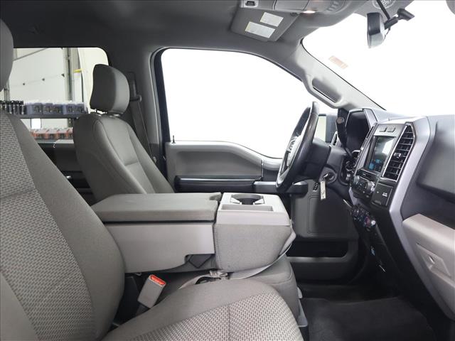 2016 Ford F-150 XLT:D13735A