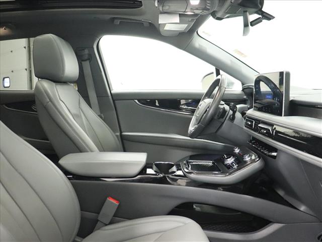 2021 LINCOLN Nautilus Reserve:D13544