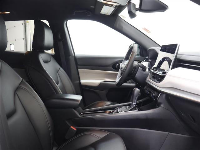 2025 Jeep Compass Limited:D13687