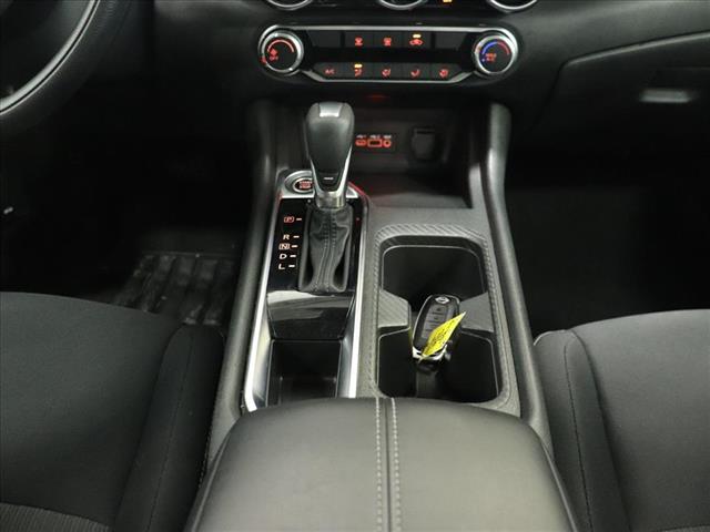 Photo of 2024 Nissan Sentra SV in Iowa City, IA - 21,  2024 Nissan Sentra SV:D13051