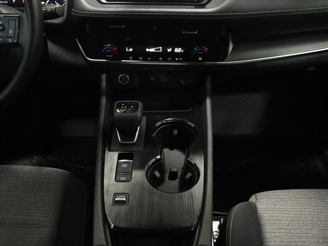 2021 Nissan Rogue SV:D13039