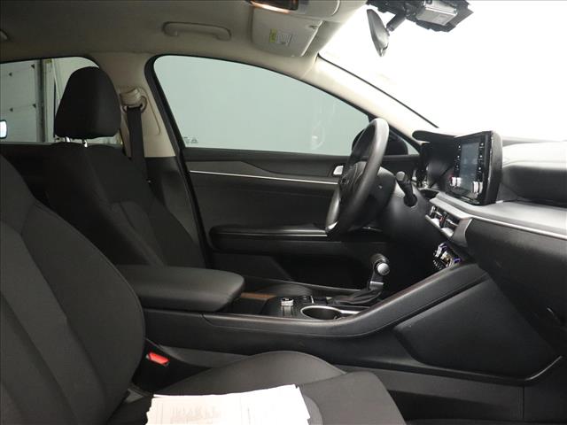 2023 Kia K5 LXS:D13611