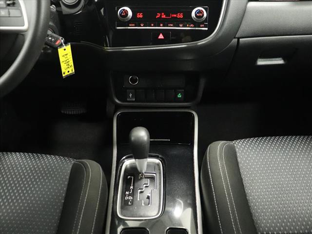Photo of 2020 Mitsubishi Outlander ES in Iowa City, IA - 21,  2020 Mitsubishi Outlander ES:D13077