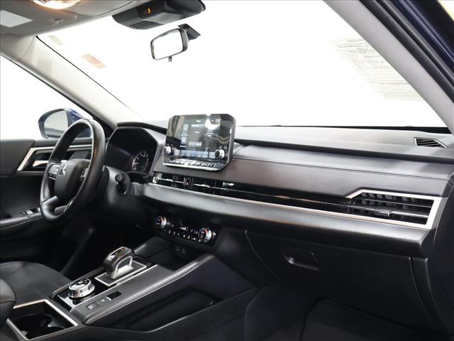 2024 Mitsubishi Outlander SE:D13896
